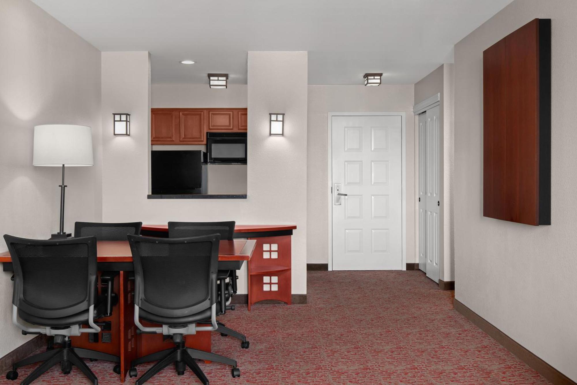 Larkspur Landing Extended Stay Suites Роузвил Екстериор снимка