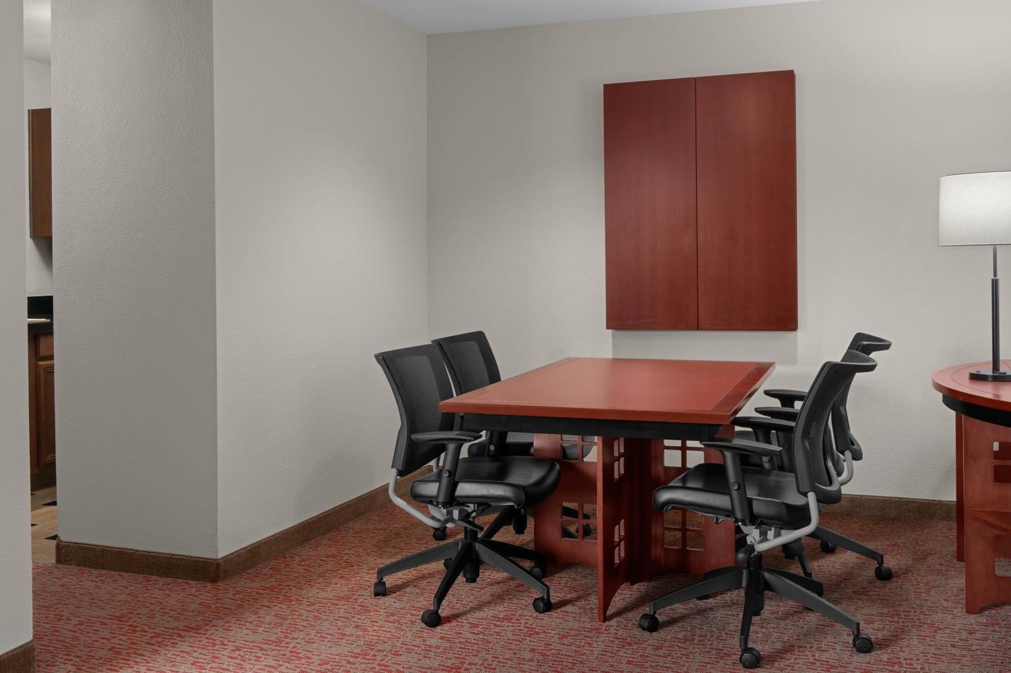 Larkspur Landing Extended Stay Suites Роузвил Екстериор снимка